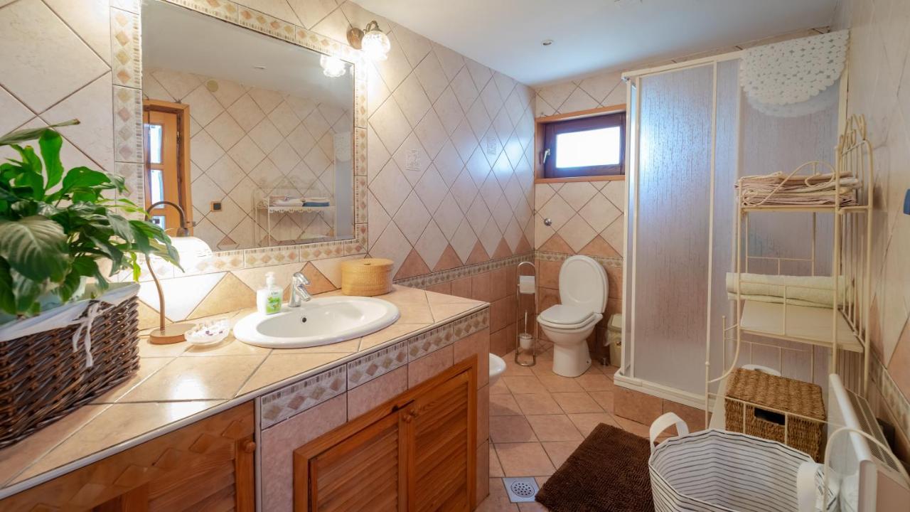 Apartment Ernestova Hisa Lokve Kültér fotó