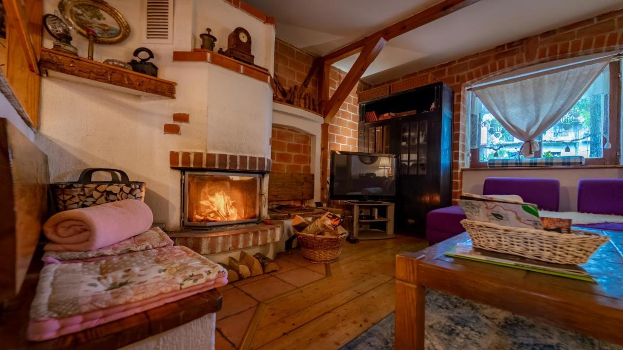 Apartment Ernestova Hisa Lokve Kültér fotó