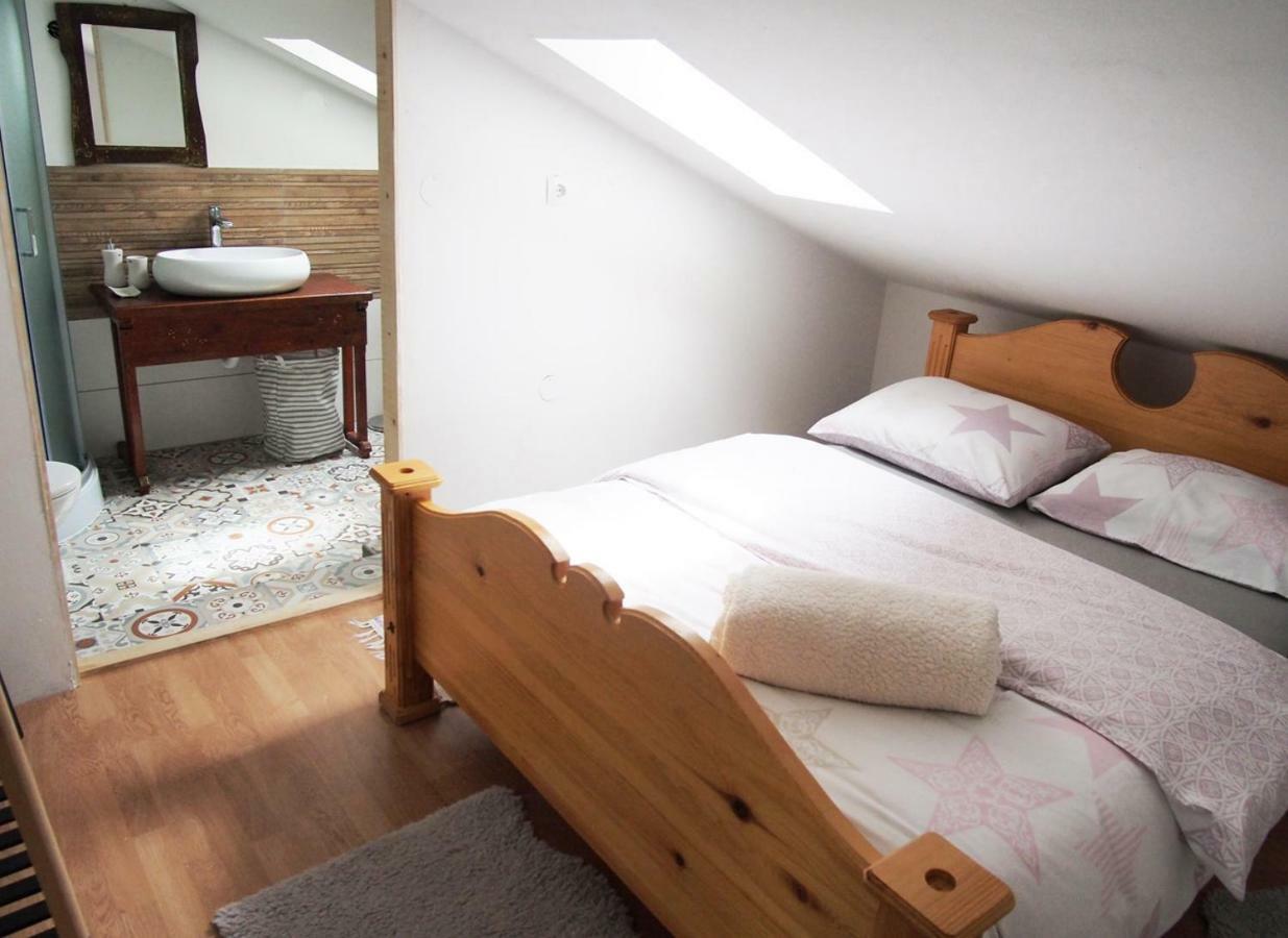 Apartment Ernestova Hisa Lokve Kültér fotó